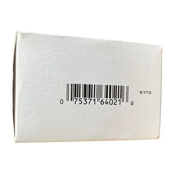 TIGI Cosmetics High Definition Setting Powder  Translucent 0.58 oz - Picture 5 of 6